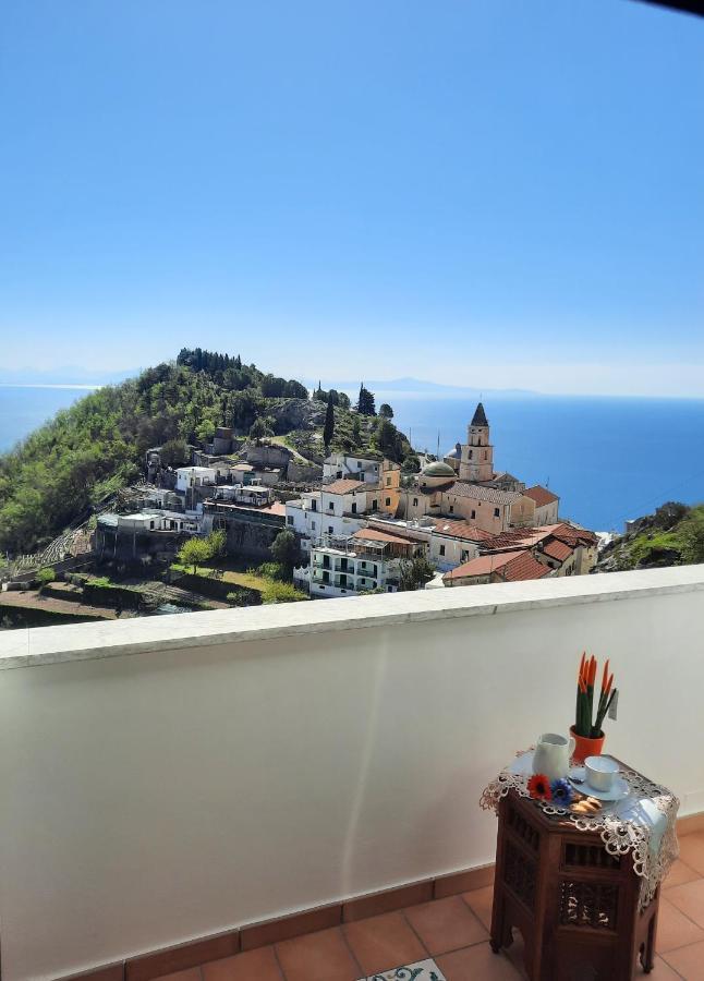 L'Arabesco Apartment Amalfi Buitenkant foto